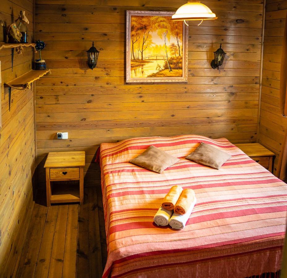 Usadba Belovezhskoye Pomestye Hotel Каменюки Екстериор снимка