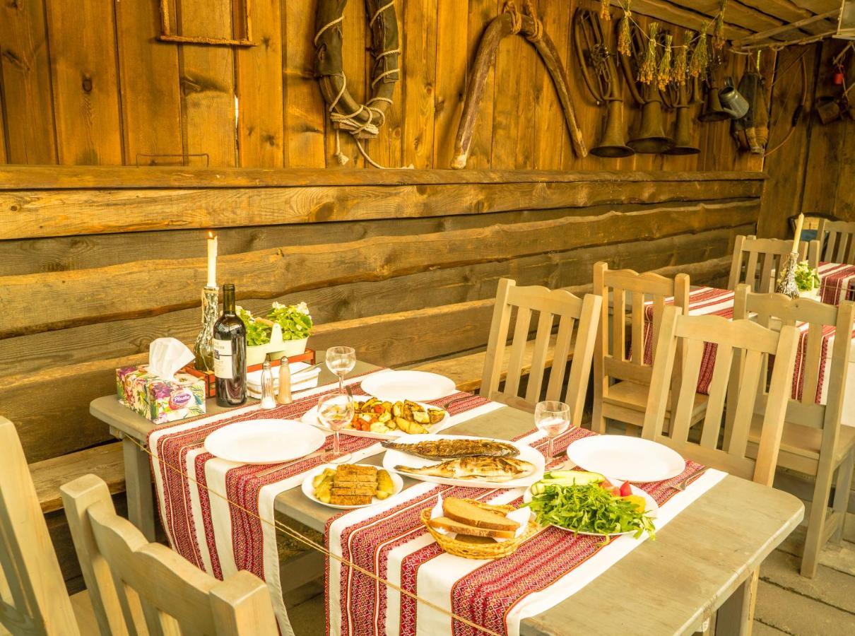 Usadba Belovezhskoye Pomestye Hotel Каменюки Екстериор снимка