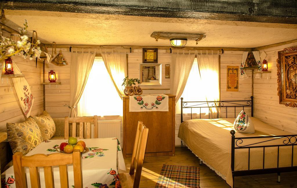 Usadba Belovezhskoye Pomestye Hotel Каменюки Екстериор снимка