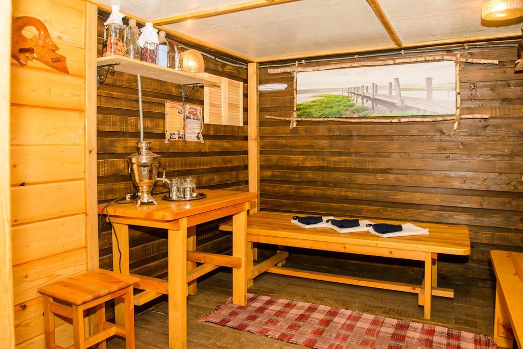 Usadba Belovezhskoye Pomestye Hotel Каменюки Екстериор снимка