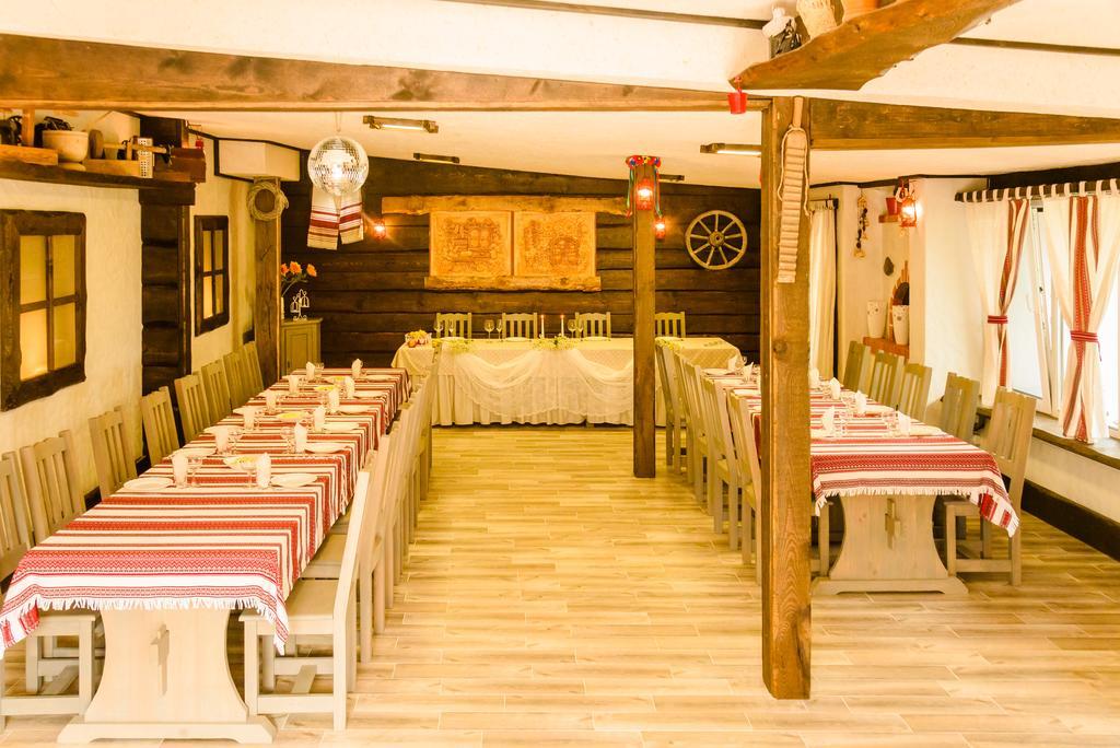 Usadba Belovezhskoye Pomestye Hotel Каменюки Екстериор снимка